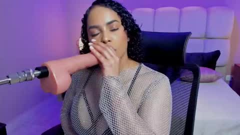 Vero  online show from 11-27-25, 07:38