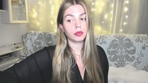 Lolitalolz online show from 01-16-26, 09:52