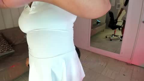 Snapshot of veronica_b07 chatting on 04-22-26, 03:57 Veronica3 online show from 04-22-26, 03:57
