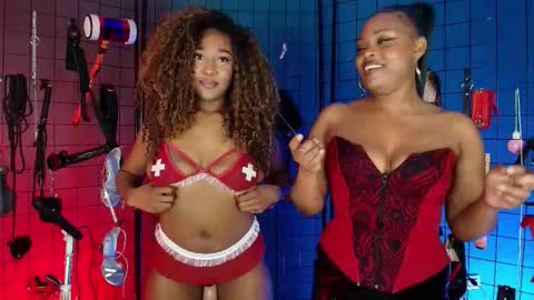 Snapshot of veronica_bdsm chatting on 11-11-25, 04:45 veronica_bdsm online show from 11-11-25, 04:45