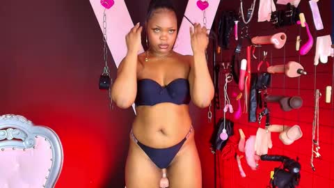 Snapshot of veronica_bdsm chatting on 11-18-25, 03:23 veronica_bdsm online show from 11-18-25, 03:23