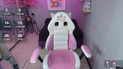 veronica online show from 03-23-26, 07:07