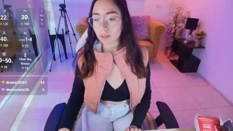 veronica online show from 05-15-26, 07:43