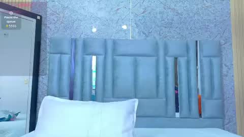Snapshot of veronica_roose chatting on 07-17-26, 01:07 Veronica online show from 07-17-26, 01:07