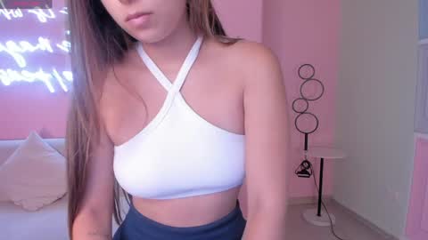 Snapshot of veronicablue1 chatting on 05-27-26, 09:28 Vero online show from 05-27-26, 09:28
