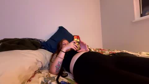 Snapshot of veronicalake chatting on 10-15-25, 02:22 Veronica Lake online show from 10-15-25, 02:22