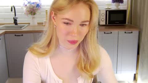Snapshot of veronikamitchel chatting on 11-04-25, 05:01 Veronika online show from 11-04-25, 05:01