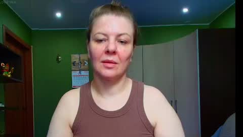 Snapshot of veronikawgold chatting on 06-08-26, 07:42 VeronikawGold online show from 06-08-26, 07:42