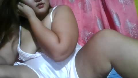 Snapshot of versatile_hottie_asian chatting on 06-18-26, 09:14 versatile_hottie_asian online show from 06-18-26, 09:14