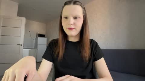 Karina followed me bb online show from 06-18-26, 02:54