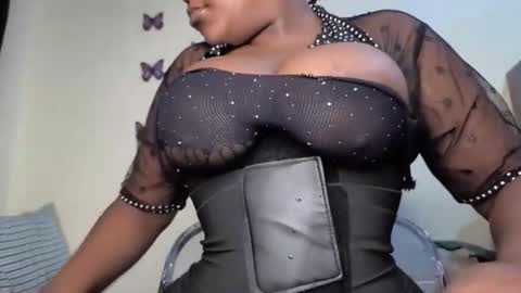 Snapshot of verygoodbadgirl_ebony chatting on 04-08-26, 11:27 verygoodbadgirl_ebony online show from 04-08-26, 11:27