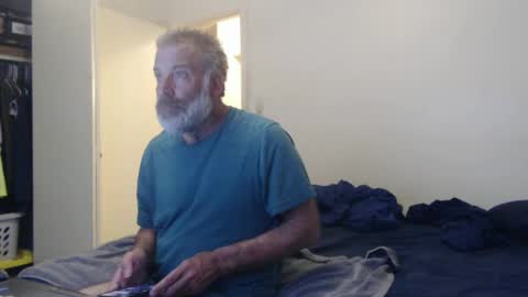 hairy man online show from 02-24-25, 01:02