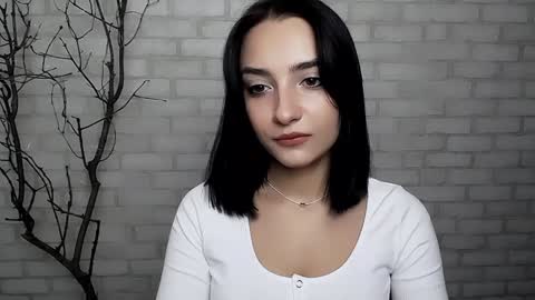 Ana online show from 01-13-25, 04:19