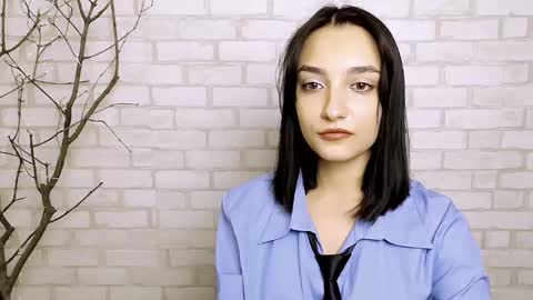 Ana online show from 03-08-25, 11:37