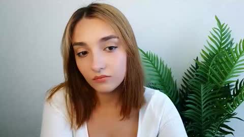 Ana online show from 09-16-25, 12:17