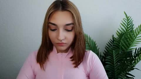 Ana online show from 09-18-25, 12:18