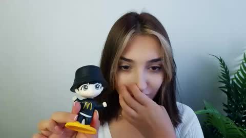 Ana online show from 10-17-25, 11:24