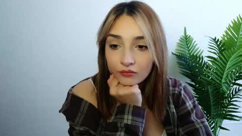 Ana online show from 03-25-26, 01:17