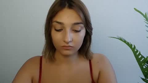 Snapshot of veryveryshygirl chatting on 07-01-26, 11:45 Ana online show from 07-01-26, 11:45