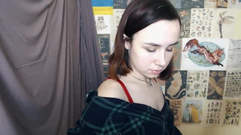 veryveryvery_shy online show from 02-05-25, 09:46