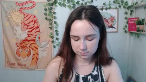 Snapshot of veryveryvery_shy chatting on 06-18-26, 09:14 veryveryvery_shy online show from 06-18-26, 09:14