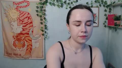 Snapshot of veryveryvery_shy chatting on 06-24-26, 05:50 veryveryvery_shy online show from 06-24-26, 05:50