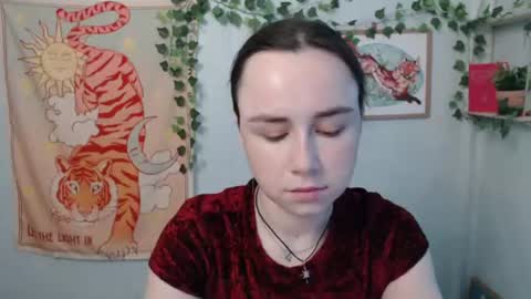 Snapshot of veryveryvery_shy chatting on 06-25-26, 05:34 veryveryvery_shy online show from 06-25-26, 05:34