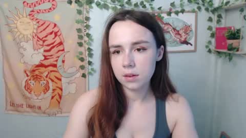Snapshot of veryveryvery_shy chatting on 07-13-26, 05:54 veryveryvery_shy online show from 07-13-26, 05:54
