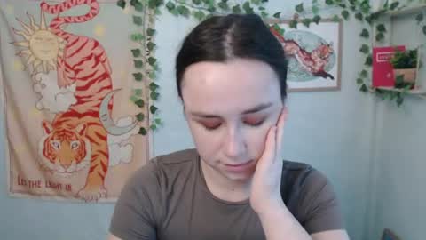 Snapshot of veryveryvery_shy chatting on 07-14-26, 10:21 veryveryvery_shy online show from 07-14-26, 10:21