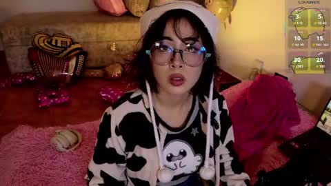 Snapshot of vi_anayaa chatting on 07-23-26, 12:25 Victoria online show from 07-23-26, 12:25
