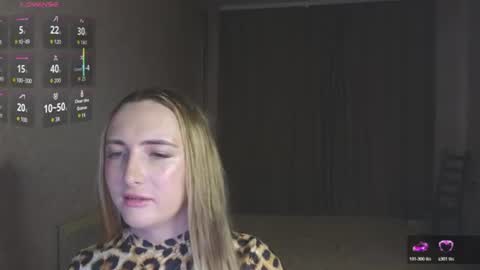 Snapshot of vi_luxxxy chatting on 07-18-26, 02:16 vi_luxxxy online show from 07-18-26, 02:16