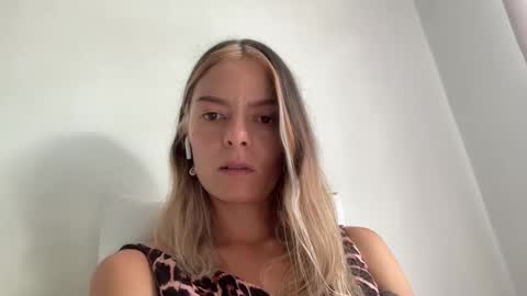 papichulo y mamichula online show from 03-24-26, 04:45