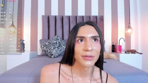 Ariana  online show from 12-19-25, 08:38