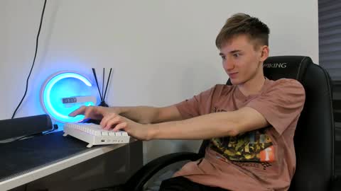 Snapshot of vibemygirl chatting on 12-05-24, 10:12 vibemygirl online show from 12-05-24, 10:12