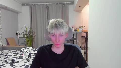 vibemygirl online show from 12-05-25, 12:03