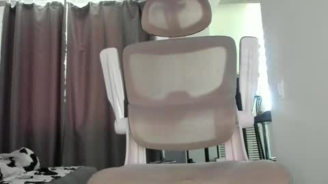 Snapshot of vibemygirl chatting on 03-06-26, 08:11 vibemygirl online show from 03-06-26, 08:11