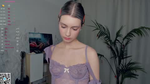 Snapshot of vibes_of_joy chatting on 01-16-25, 07:07 Mikky online show from 01-16-25, 07:07