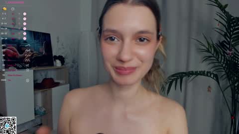 Snapshot of vibes_of_joy chatting on 01-18-25, 01:40 Mikky online show from 01-18-25, 01:40