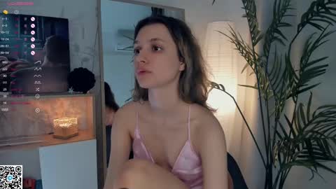 Snapshot of vibes_of_joy chatting on 02-15-25, 09:16 Mikky online show from 02-15-25, 09:16