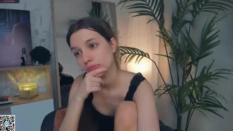 Snapshot of vibes_of_joy chatting on 02-20-25, 01:30 Mikky online show from 02-20-25, 01:30