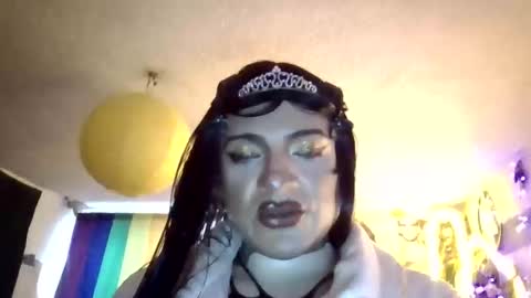 Snapshot of vibranda chatting on 03-12-26, 01:28 V I B R A N D A online show from 03-12-26, 01:28