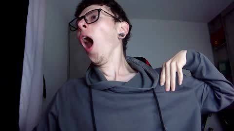 Vicent Brais online show from 12-18-24, 02:42