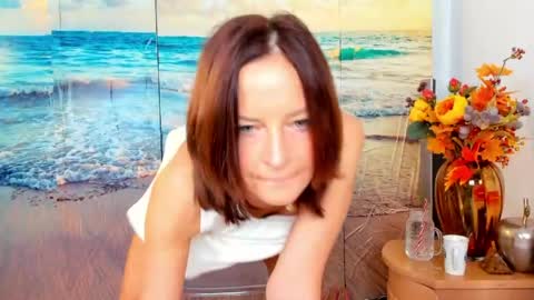 Snapshot of viciousqueen chatting on 05-30-26, 01:46 ViciousQueenu can call me Laura online show from 05-30-26, 01:46