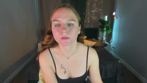 Snapshot of vicki_milles chatting on 07-28-26, 11:17 vicki_milles online show from 07-28-26, 11:17