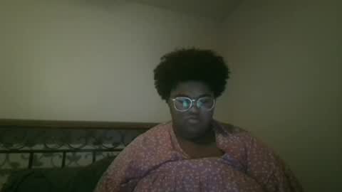 Snapshot of vickiryder56 chatting on 07-13-26, 04:37 vickiryder56 online show from 07-13-26, 04:37