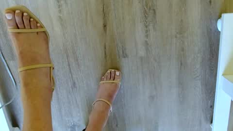 Vickkeee online show from 06-26-26, 12:04
