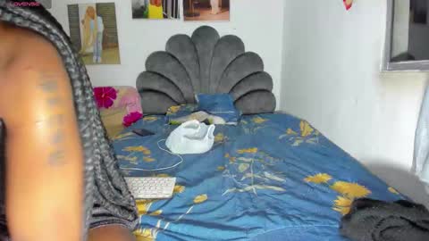 vicky manuela online show from 02-11-26, 03:33