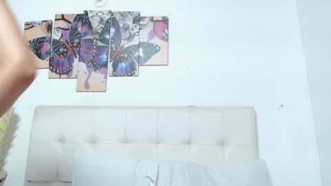 Snapshot of vicky_lane chatting on 05-26-26, 11:28 vicky_lane online show from 05-26-26, 11:28