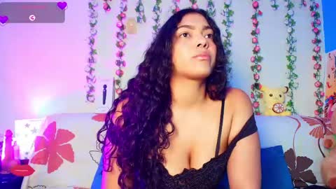 Snapshot of vicky_miller_05 chatting on 04-21-26, 06:55 vicky_miller_05 online show from 04-21-26, 06:55