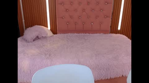 Victoria y Danniela online show from 05-30-26, 06:38